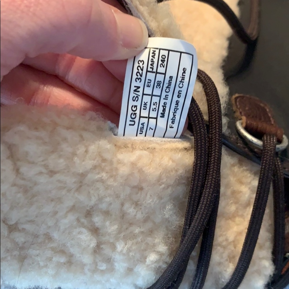 Ugg tall lace up boots - Picture 5 of 6